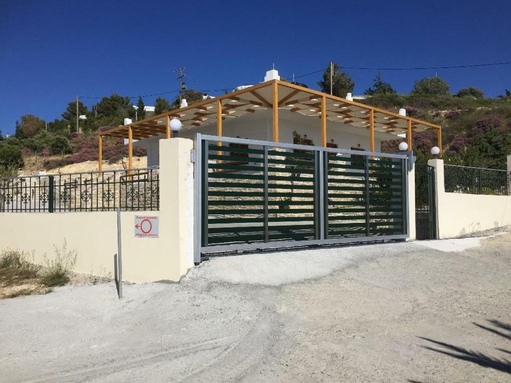 Villas Alexandros Kalamaki  Eksteriør bilde